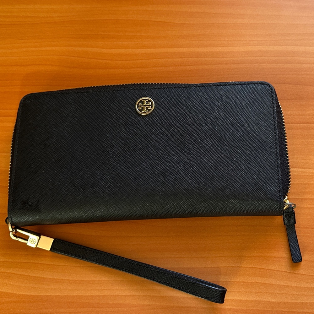 Tory Burch Black Saffiano Leather Wristlet/Wallet